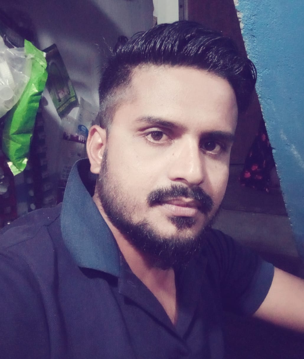 AC mechanic Mr. Kanhaiya Jha in Baruipur